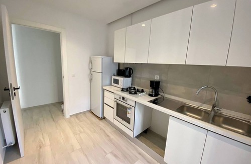 La Marsa Apartment | Modern Luxury Apartment in La Marsa, Tunisia - Perfect Getaway
