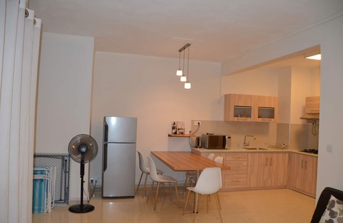 Pereybere Apartment | Modern two bedroom apartment located just 100 metres from Pereybere Beach.