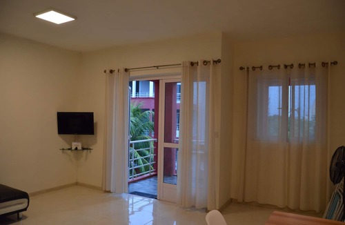 Pereybere Apartment | Modern two bedroom apartment located just 100 metres from Pereybere Beach.