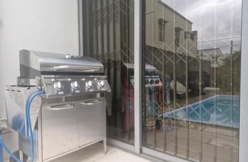 Mont Choisy Villa | Myki Family Villa - short walk to beach