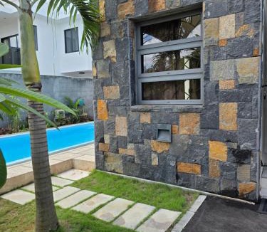 Mont Choisy Villa | Myki Family Villa - short walk to beach