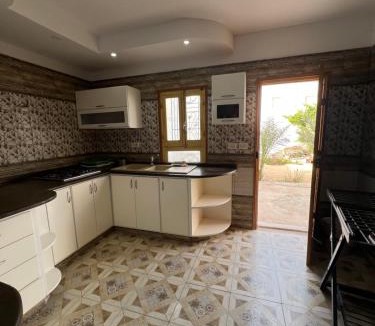 Fatou Villa | Oasis house S2