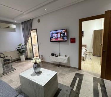 Western Khezama Apartment | Panamera 8