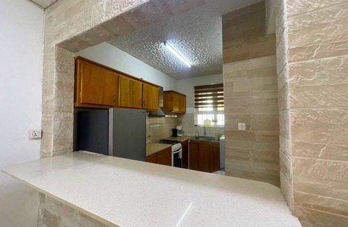 Pereybere Apartment | Pereybere Beach Walk Apartment With Wifi & Parking