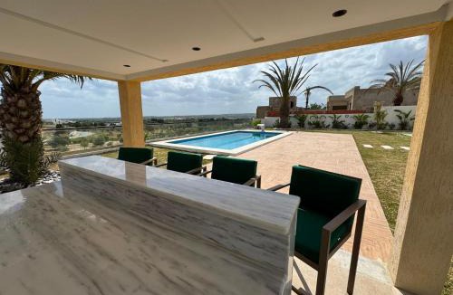 Hammam Bent Djedidi Villa | Prestige Pool Retreat