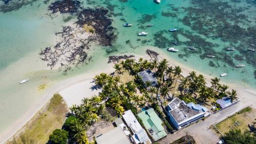 Grand Gaube Villa | Quaint Beach Villa in a fishing village
