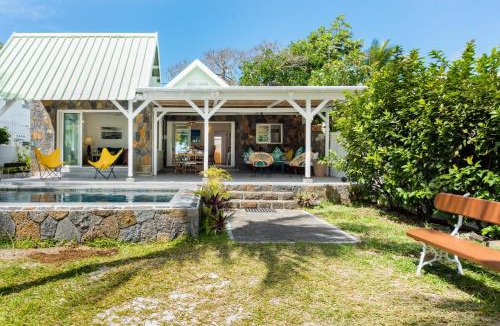 Grand Gaube Villa | Quaint Beach Villa in a fishing village