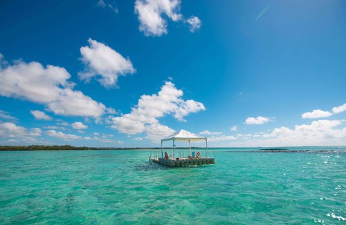 Roches Noires Resort | Radisson Blu Azuri Resort & Spa