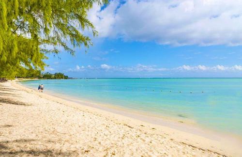 Pointe aux Canonniers Apartment | Souriam Villa - 5mins from Mon Choisy Beach