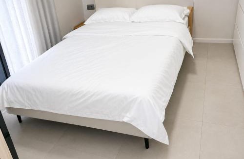 Candos Apartment | Spacious 2-Bedroom Family Suite with Pool & Garden View
