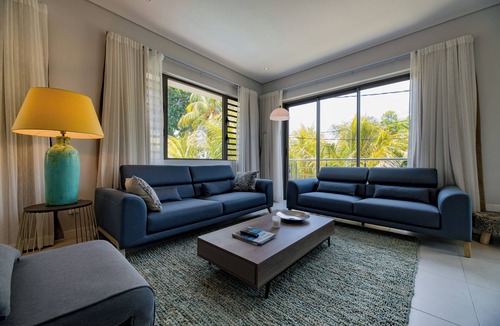 Grand-Baie Apartment | Stunning Soleia Escape with Parking, Grand Baie