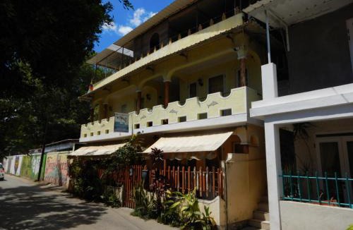 Tamarin House | Sweet Beach Bungalow