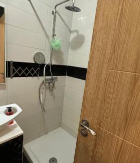 Halq al Wadi Apartment | the rare pearl la goulette