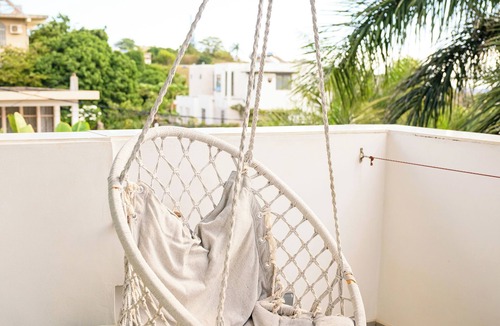 Pointe Aux Sables Apartment | Top Couple studio in shared villa+pool+jacuzzi