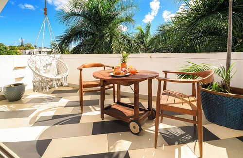Pointe Aux Sables Apartment | Top Couple studio in shared villa+pool+jacuzzi
