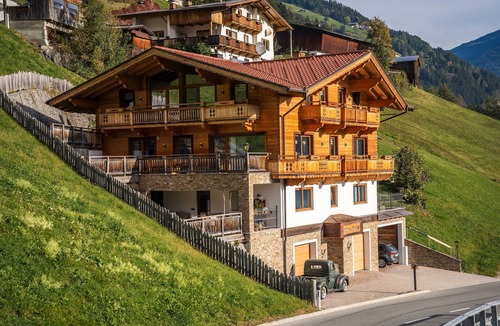 Zellbergeben Apartment | Vacation apartment/apartment for 8 guests with 130m² in Zellberg (76193)