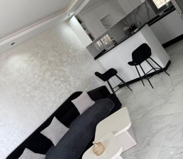 La Marsa Apartment | Villa neuve avec une grande terrasse