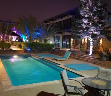 Fond du Sac Bed & Breakfast | Villas Rocher