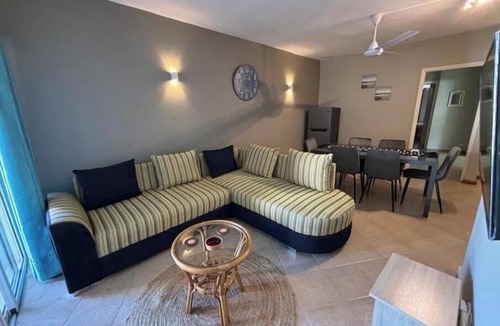 La Mivoie Apartment | West Riviera - Centrally Located Apartment close to the beach with breakfast.