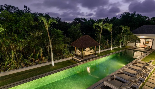 11 Bdr-Last Minute Deal 50%+ OFF! Near Beach in Seminyak