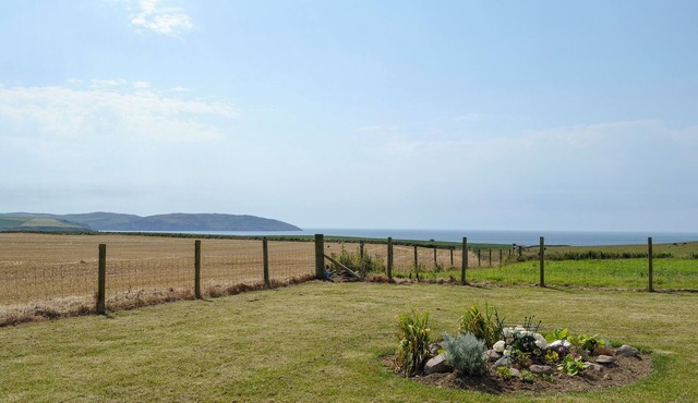 2 bedroom accommodation in Port Logan in Port Logan