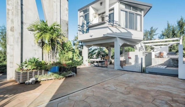 2 studios in a shared design villa + pool + jacuzzi + gym