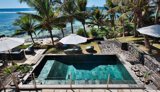 Amaiti, swimming pool, beach & staff