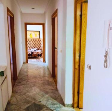 Appartement 3 Chambres Connecté Ennasr 2 - Proche Aéroport