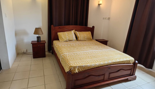 Appartement, Moderne Avec Piscine a 5mins de la Plage, Ideal Pour les Couples