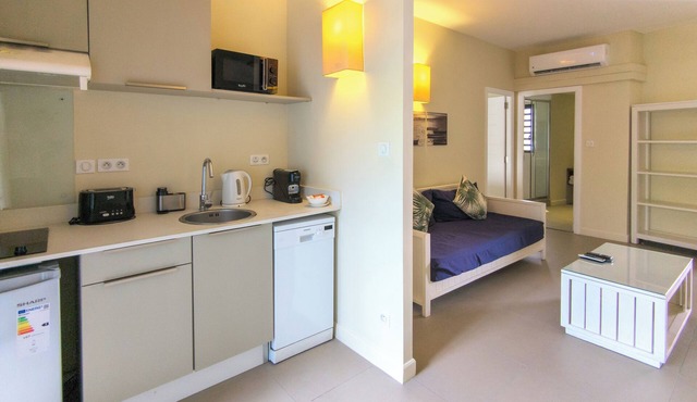 Be Cosy Apart Hotel with LOV