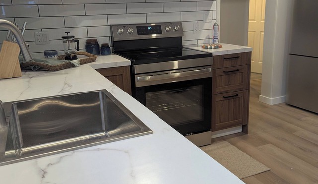 Come On Inn-recently renovated basement suite. in Jasper