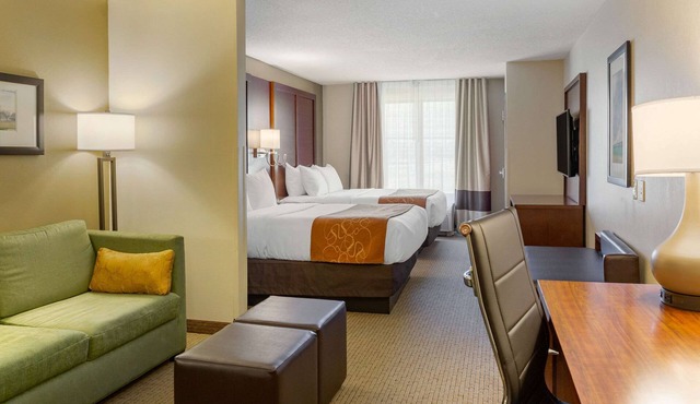 Comfort Suites Lancaster Amish Country in Lancaster