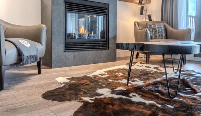 Condo 2 chambres - Ski in Ski out St Sau #206 in Saint-Sauveur