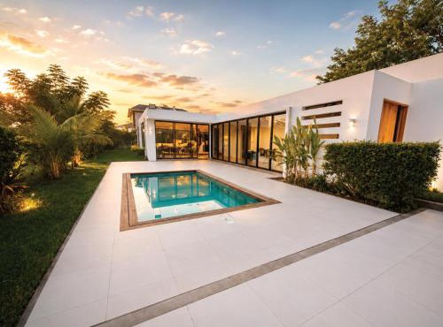 Family Villa with Pool near Beach & Market
