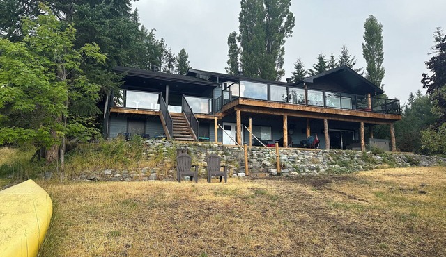 great Basecamp for skiing and relaxing. in Cranbrook