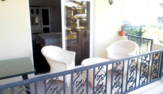 Homerez - Nice studio 1 km away from the beach for 2 ppl. at Trou-aux-Biches
