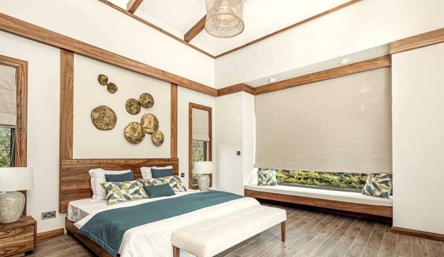 Jacaranda Pool Villas with Maritim 5 Star Beach Resort access