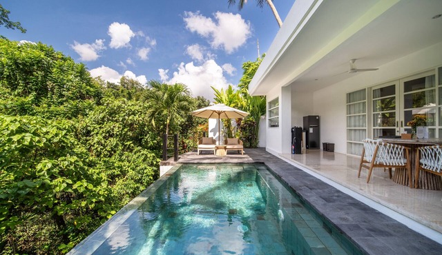 Kids Slide Room Private Pool Quiet Ubud Jungle in Ubud