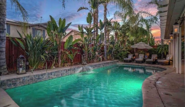 Kimberly's Chandelier Château Salt Pool & XL Hot Tub in Lake Elsinore