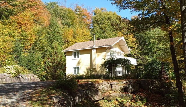 Le chalet l'escapade ensoleillée in Saint-Adolphe-d'Howard