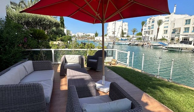 Luxurious 5-Bedroom Villa with Marina Views in Yasmine Hammamet