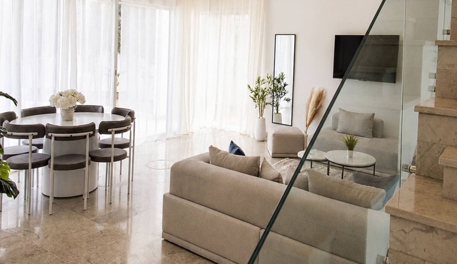Luxurious Villa in Gammarth with Private Pool and Garden Views