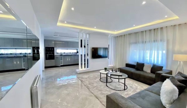 Luxurious Villa in La Marsa Elegance Comfort & Ideal Location