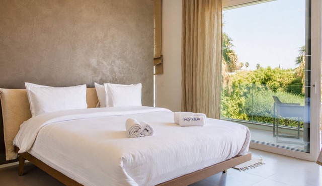 Luxurious Villa Rental in Tunis with Private Indoor Pool