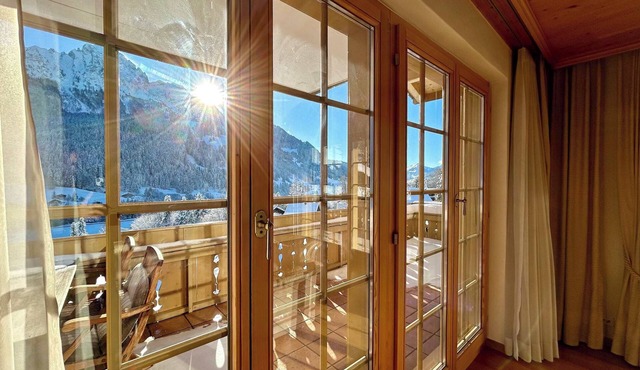 Marvelous Luxurious Furnished Flat with Outstanding Views in Rougemont