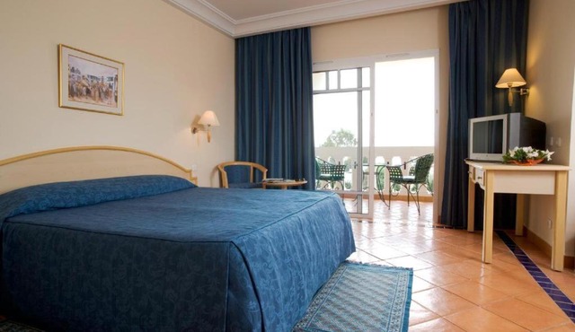 Medina Belisaire And Thalasso
