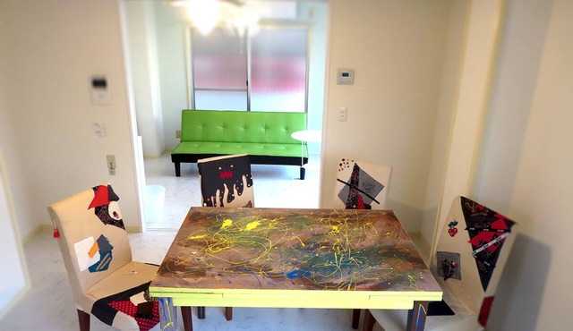 N ° 5 CONDOMINIUM: First floor Corner Apartment ; Safe Residential Area. in Osaka
