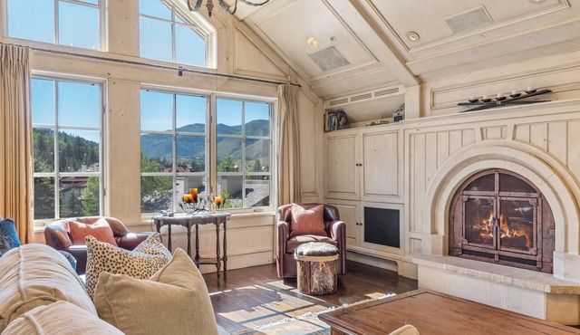One Willow Bridge Road - 4 Bedroom Penthouse in Vail