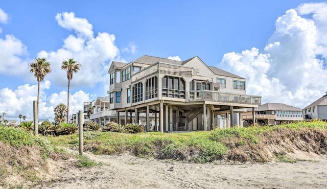 Pirates Beach Retreat in Galveston