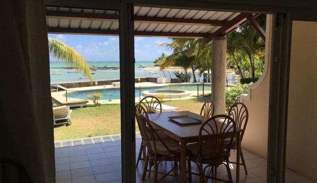 Private villa with family & friends! - by feelluxuryholidays